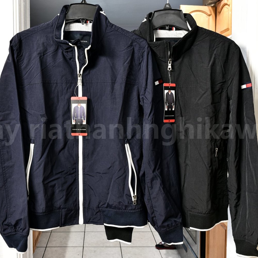 2 size Medium BLACK‎ . NAVY of Tommy Hilfiger Men's Bomber Jackets
